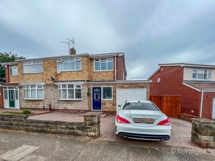 Houses for sale & to rent in TS22 5BP, Picton Avenue, Billingham West