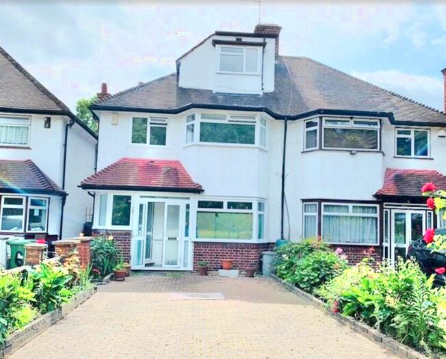 5 Bedroom Semi-Detached House To Rent In Vivian Avenue, Wembley, Middlesex, HA9