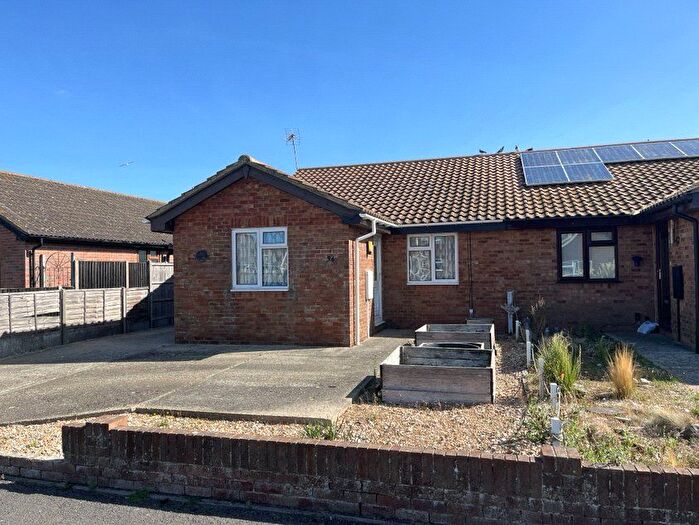 3 Bedroom Bungalow For Sale In Leonard Road, Greatstone, New Romney, Kent, TN28