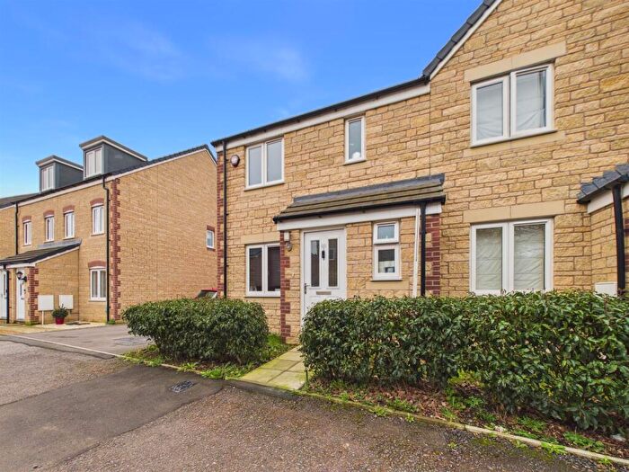 3 Bedroom Semi Detached House For Sale In Gainey Gardens, Chippenham, SN15