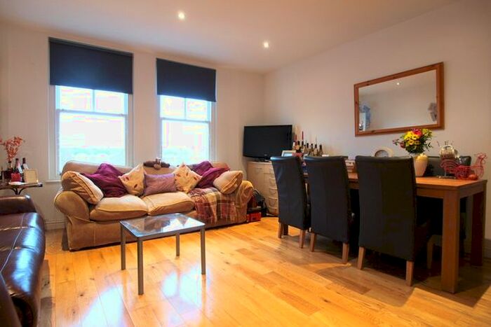 1 Bedroom Flat To Rent In Fairbridge Road, Finsbury Park, N19