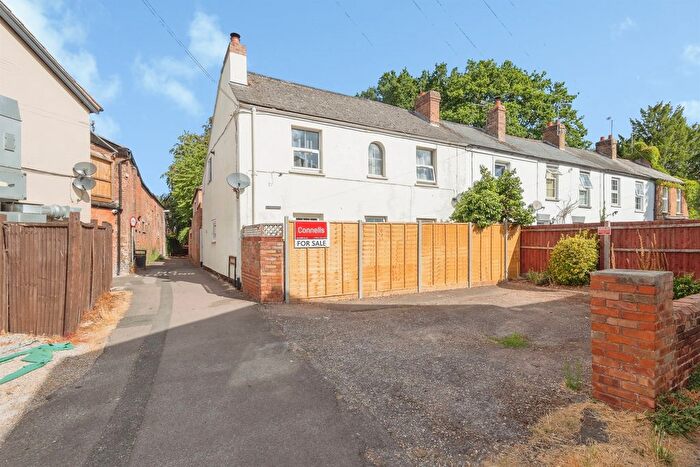 2 Bedroom Flat For Sale In Staplegrove Road, Taunton, TA1