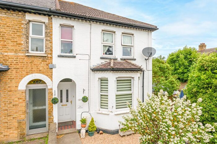 2 Bedroom Maisonette For Sale In Terrace Road, Walton-On-Thames., KT12