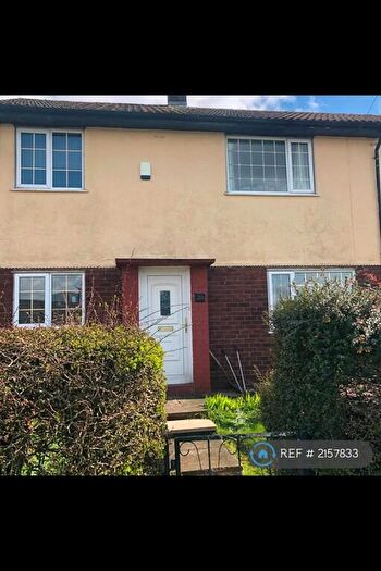 3 Bedroom Semi-Detached House To Rent In School Crescent, Stalybridge, SK15