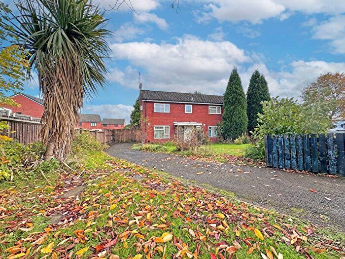 3 Bedroom End Of Terrace House For Sale In Strathmore Road, Tipton, DY4