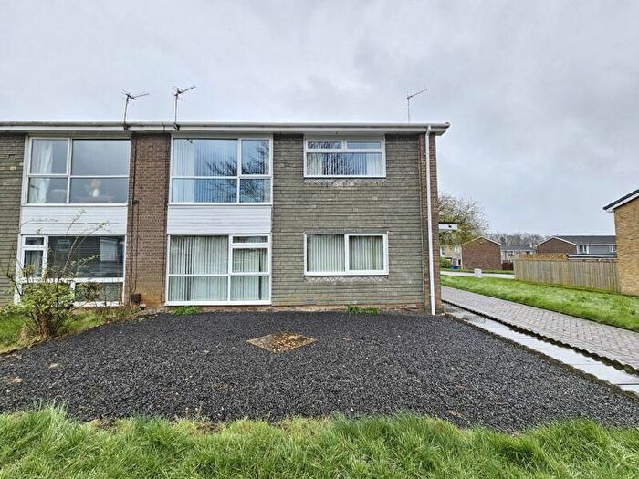 2 Bedroom Flat For Sale In Whitelaw Place, Cramlington, NE23