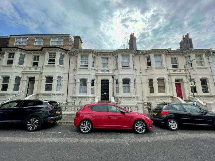 Studio To Rent In Seafield Road, Hove, BN3