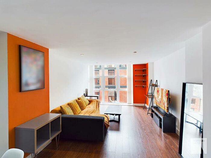 2 Bedroom Apartment To Rent In Kennedy Building :: Ancoats, M4