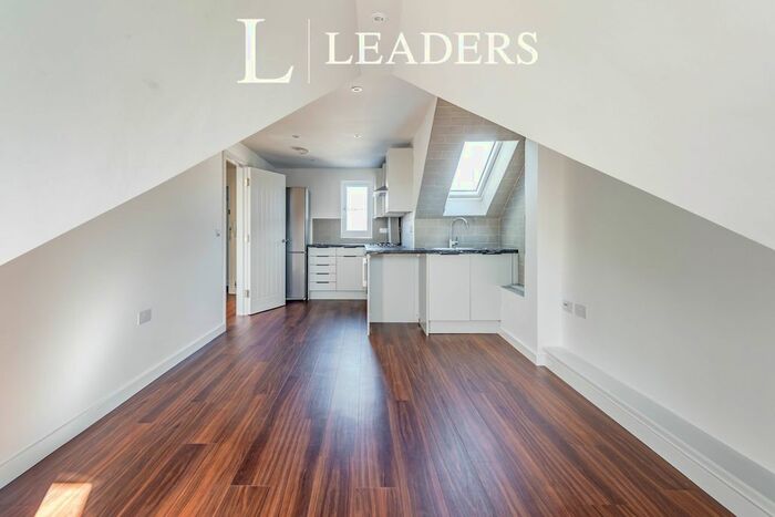 1 Bedroom Flat To Rent In Park Terrace East, RH13