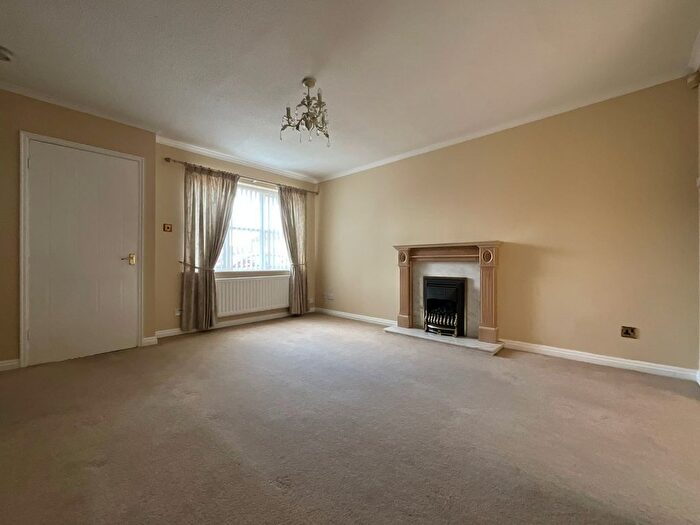 3 Bedroom Semi-detached House For Sale In Makendon Street, Hebburn, Tyne And Wear, NE31