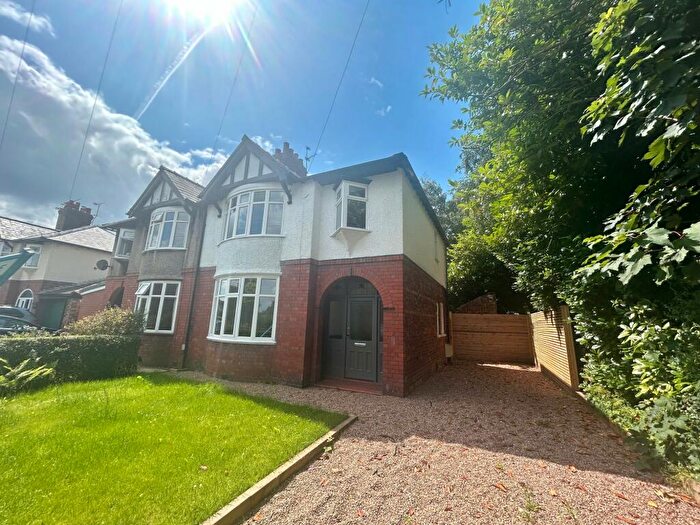 3 Bedroom Semi-Detached House To Rent In Carlton Road, Northwich, CW9