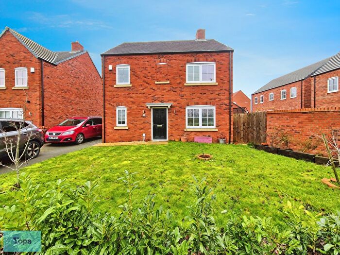 4 Bedroom Detached House For Sale In Vicarage Lane, Beckingham, Doncaster, DN10