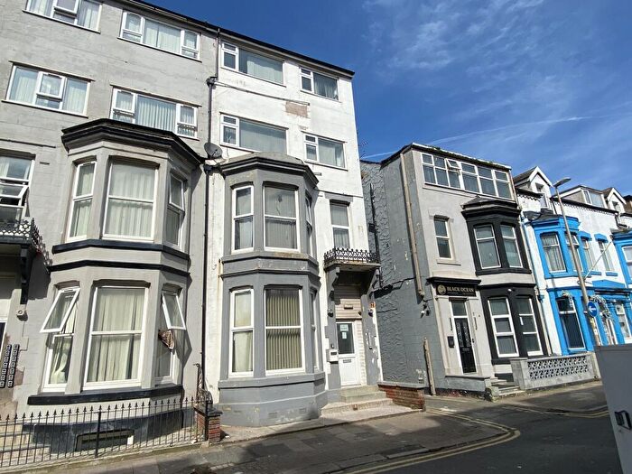 8 Bedroom End Of Terrace House For Sale In Hull Road, Blackpool, Lancashire, FY1
