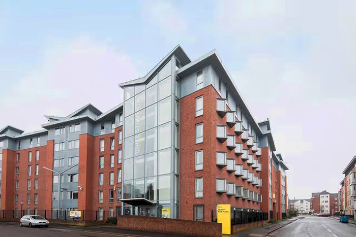 1 Bedroom Flat To Rent In Queens Park House, Coventry, CV1