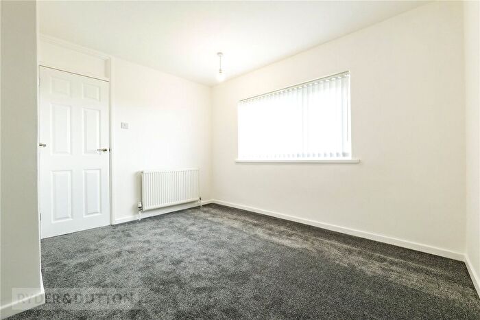 2 Bedroom Semi-detached House For Sale In Balmoral Avenue, Crosland Moor, Huddersfield, HD4