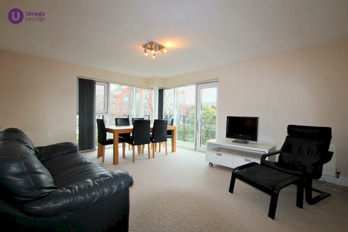 3 Bedroom Flat To Rent In Appin Place, Slateford, Edinburgh, EH14