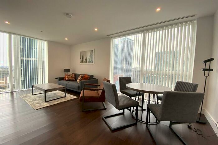 2 Bedroom Apartment To Rent In Maine Tower, Harbour Way, E14