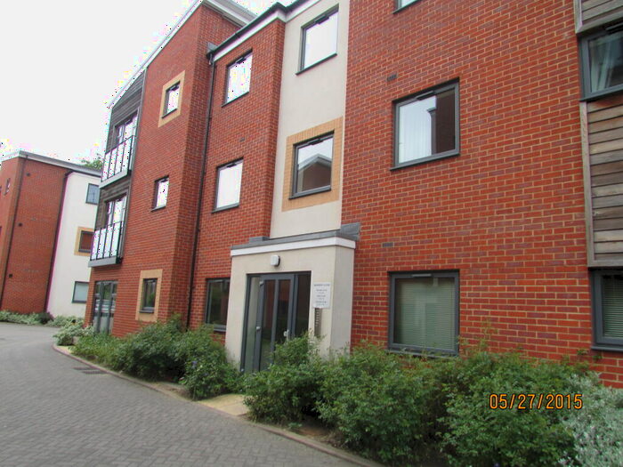 2 Bedroom Apartment To Rent In Nursery Close, Oxford, OX2
