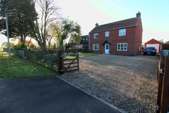 3 Bedroom Detached House For Sale In Pinfold Lane, Irby-In-The-Marsh, Skegness PE24