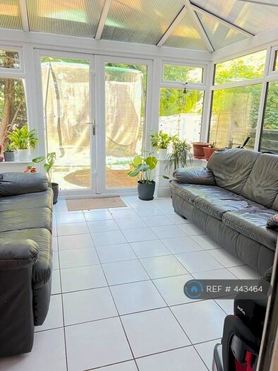 4 Bedroom Semi-Detached House To Rent In Manton Avenue, Manchester, M9