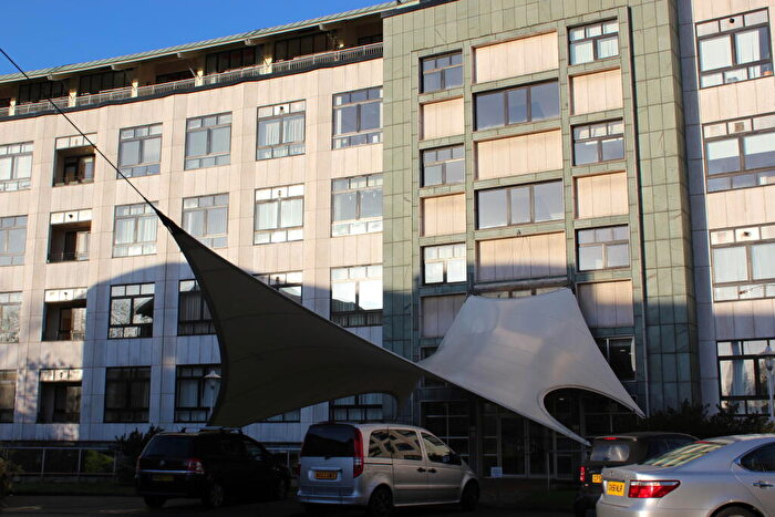 2 Bedroom Flat To Rent In Britannic Park, Yew Tree Road, Moseley, Birmingham, West Midlands, B13