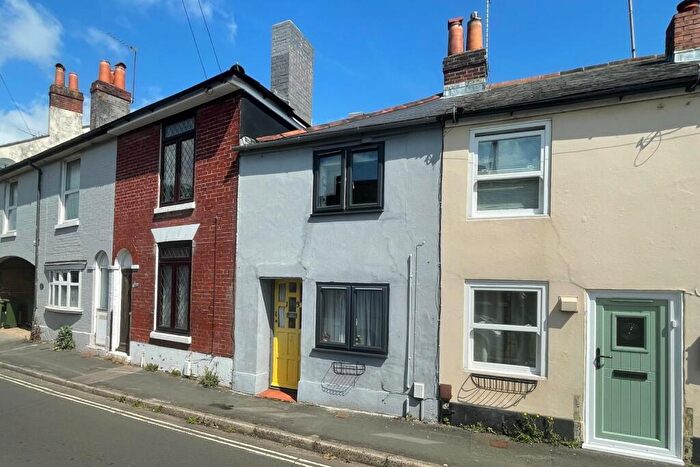 2 Bedroom House For Sale In Wallington Shore Road, Wallington, PO16