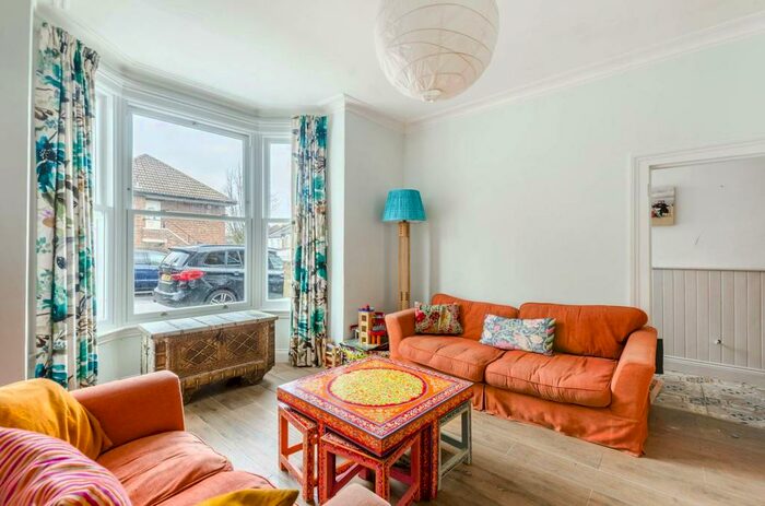 4 Bedroom House To Rent In Goodrich Road, East Dulwich, London, SE22