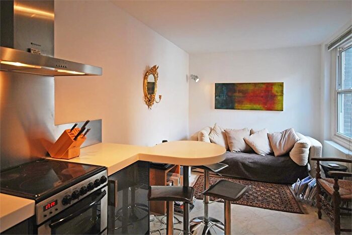 1 Bedroom Flat To Rent In Old Compton Street, London, W1D