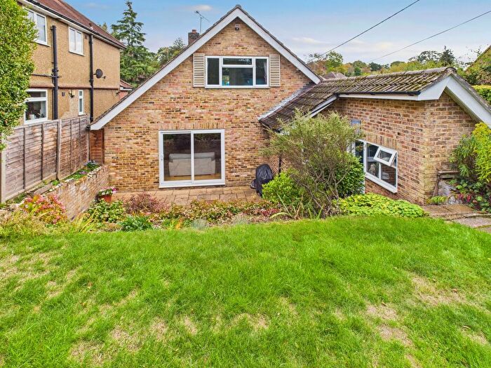3 Bedroom Chalet For Sale In Kings Road, Chalfont St Giles, Buckinghamshire, HP8