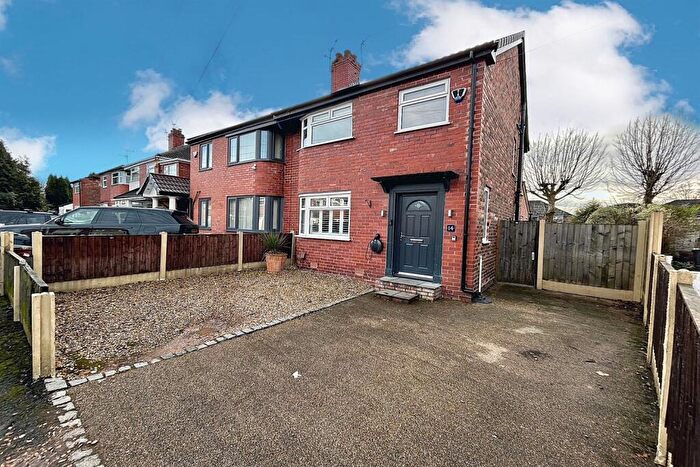 3 Bedroom Semi Detached House For Sale In Highbank Drive, East Didsbury, M20