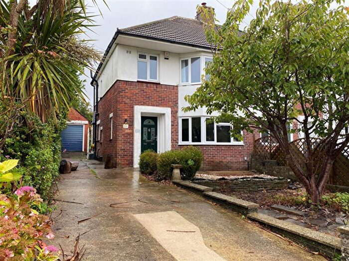 3 Bedroom House To Rent In Crossfield Road, Barry, CF62