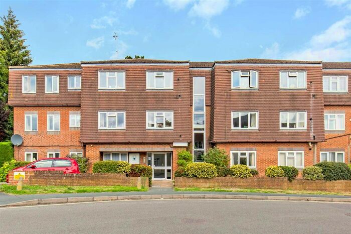 1 Bedroom Flat To Rent In Beatrice Lodge, Beatrice Road, Oxted, RH8