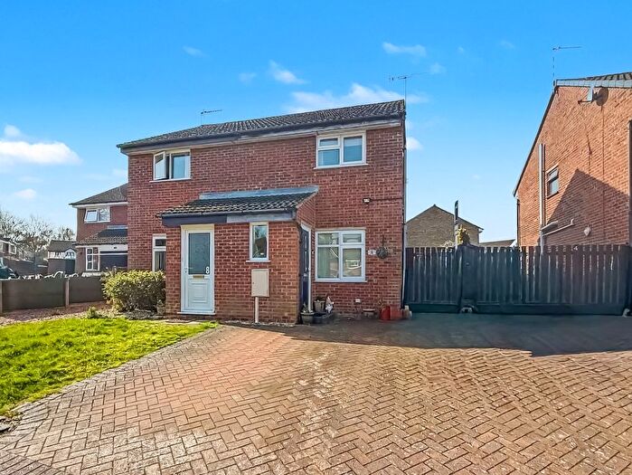 2 Bedroom Semi Detached House For Sale In Gorse Close, Rugby, CV22