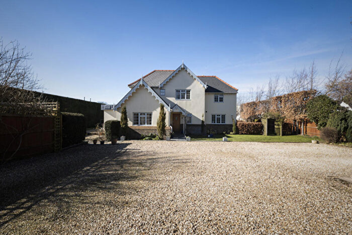 6 Bedroom Detached House For Sale In Haywards Lane Cheltenham, Gloucestershire, GL52