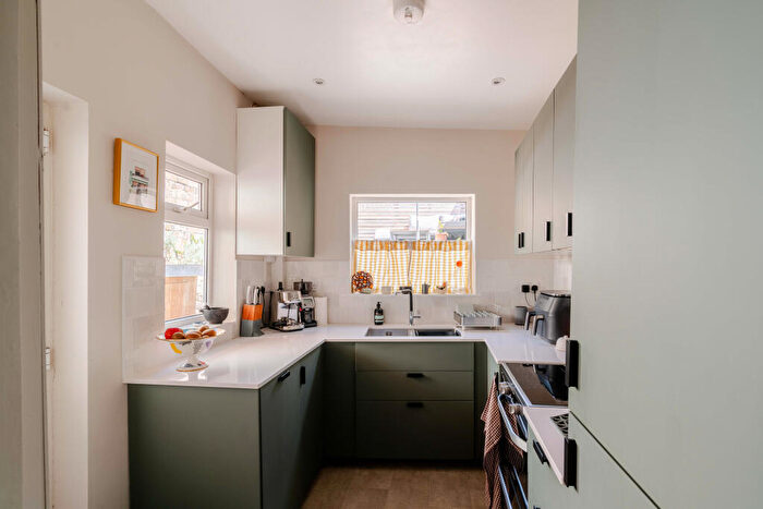 2 Bedroom Terraced House For Sale In Fairfield Place, Southville, Bristol, BS3