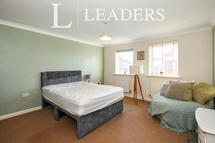 4 Bedroom Town House To Rent In Smithers Close, CW5