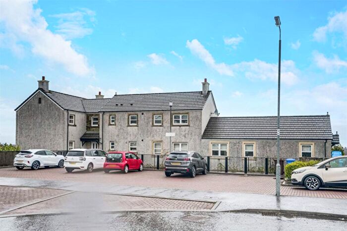 2 Bedroom Flat For Sale In Mallots View, Newton Mearns, Glasgow, East Renfrewshire, G77