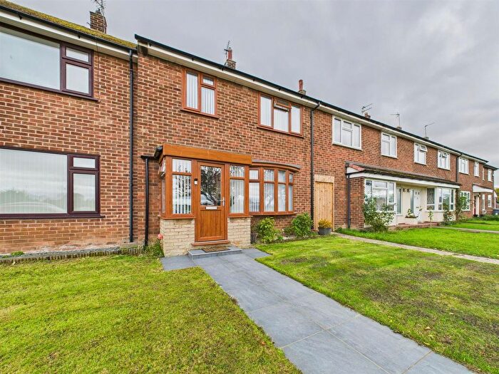 3 Bedroom Terraced House For Sale In Kestrel Road, Moreton, Wirral, CH46