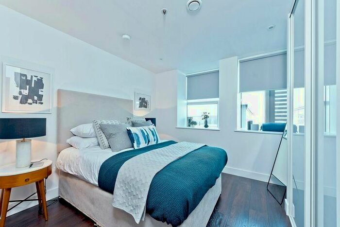 2 Bedroom Flat To Rent In Christchurch Road, London, SW19