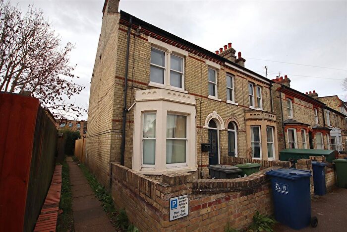 1 Bedroom Flat To Rent In Humberstone Road, Cambridge, CB4