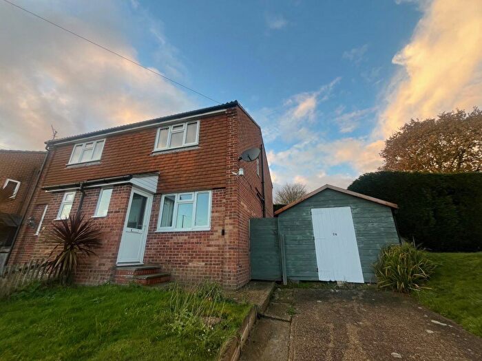 2 Bedroom Property To Rent In Smith Close, Ninfield, TN33