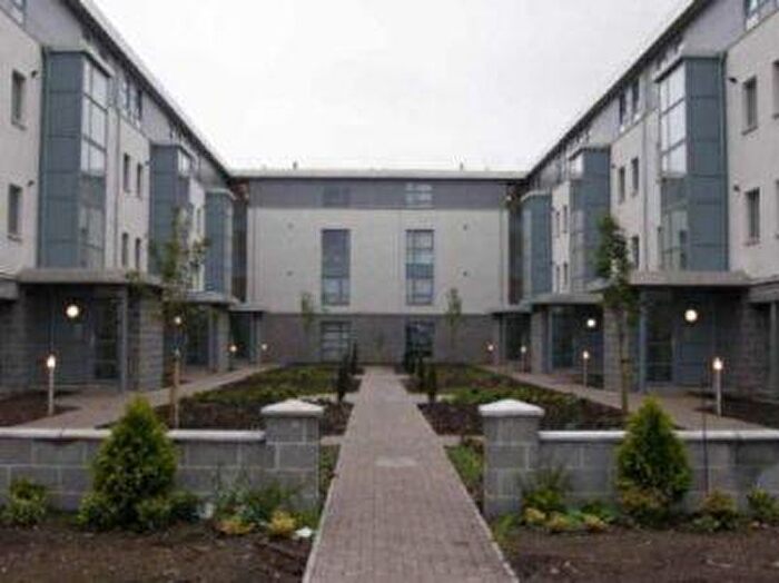 2 Bedroom Flat To Rent In Merkland Lane, Pittordrie, Aberdeen, AB24