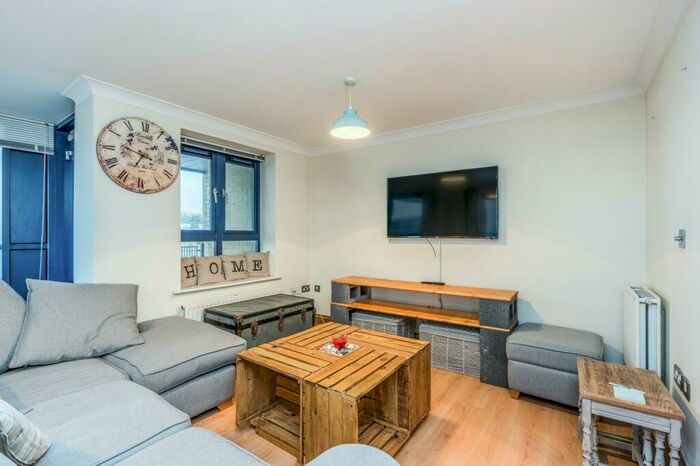 2 Bedroom Apartment To Rent In Charter House, Canute Road, Ocean Village, SO14