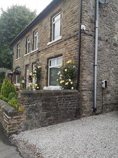 3 Bedroom Semi-Detached House To Rent In Dale Road, Dove Holes, SK17
