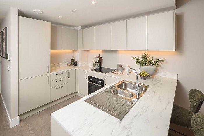 1 Bedroom Flat For Sale In Regents View, Emma Street, E2