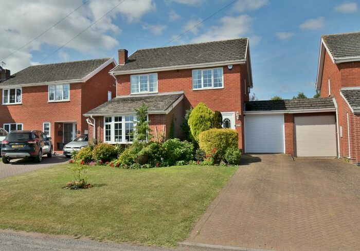 4 Bedroom Link Detached House For Sale In Main Street, Caldwell, DE12