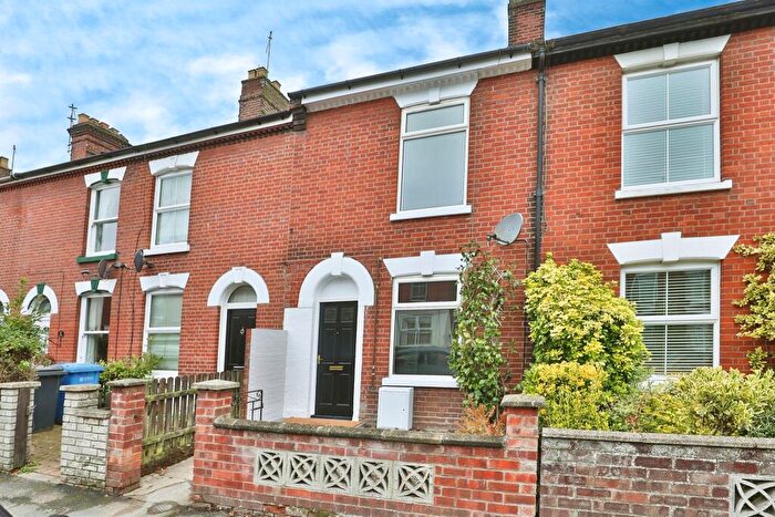 3 Bedroom Terraced House For Sale In Carshalton Road, Norwich, NR1