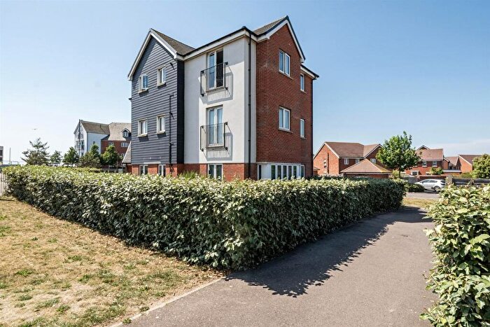 2 Bedroom Flat To Rent In Castle Drive, Margate, CT9