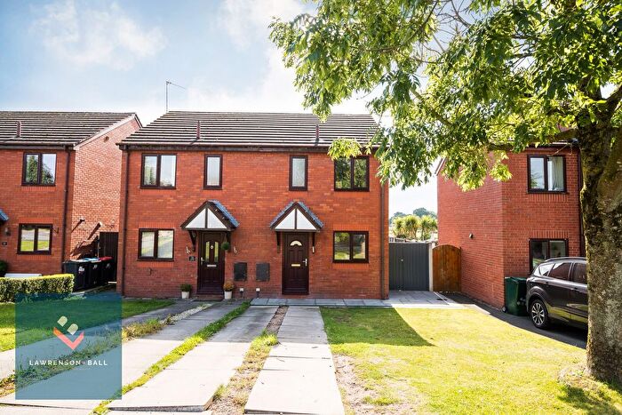 2 Bedroom Semi-Detached House For Sale In Pasture Close, Kelsall, CW6
