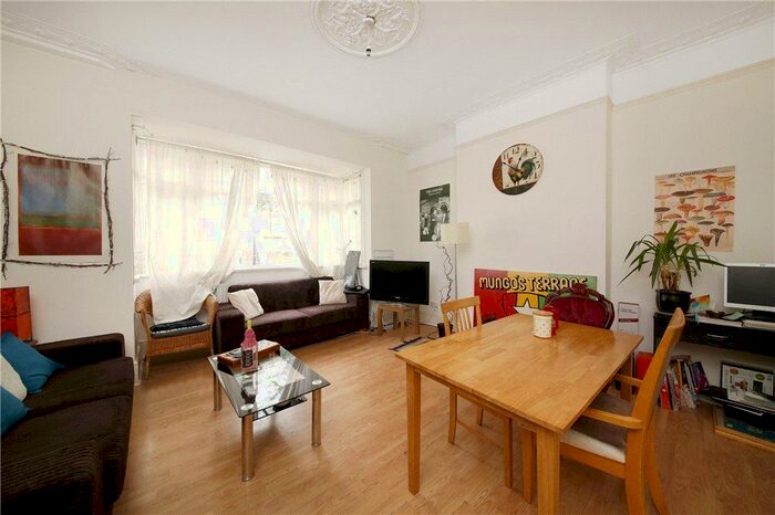 5 Bedroom House To Rent In Wayland Avenue, Hackney, London, E8